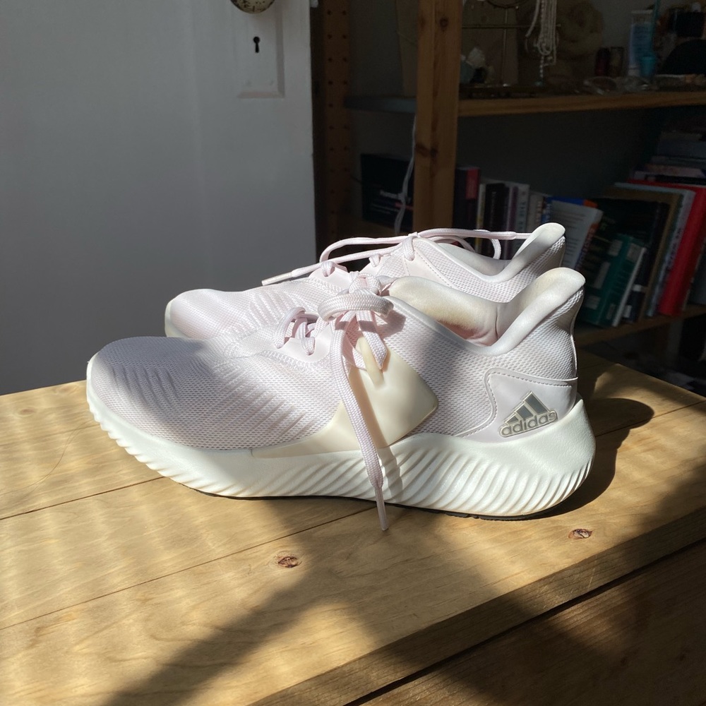 Adidas Bounce Shoes